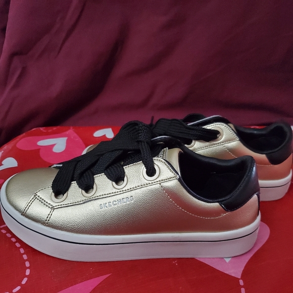 Skechers Shoes - Gold skechers street shoes